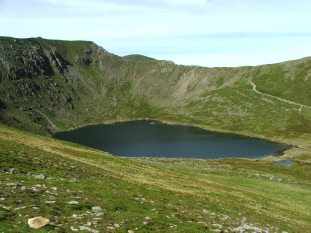 Red Tarn from Striding Edge © Rob Shephard 2007